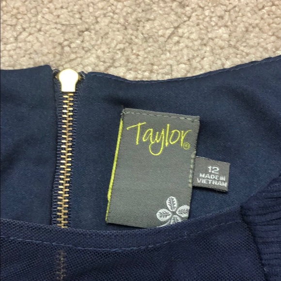 Taylor Navy Dress, Size 12, exposed zipper back. - Picture 8 of 12